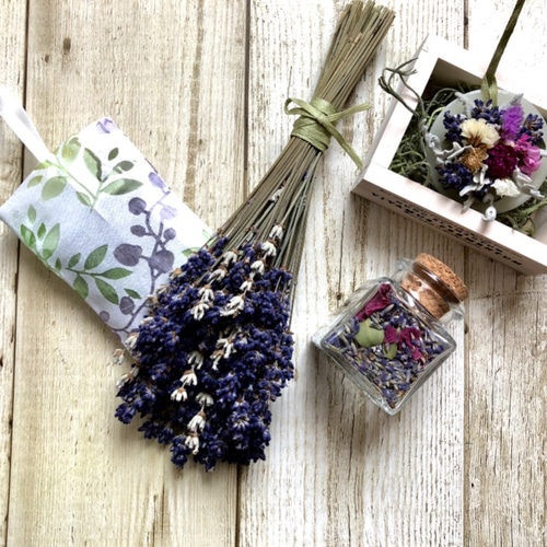 ラベンダードライフラワーとポプリ ラベンダーのポプリとサシェの作り方】乾燥させる方がかんたん