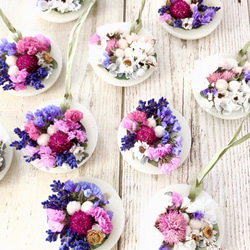 アロマワックスサシェ　小さなお庭　千日紅と白紫陽花　ラベンダーとレモングラスの香り 木箱ボックス入り 5枚目の画像