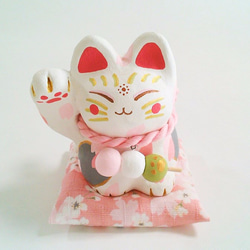 桜の招き猫 1枚目の画像