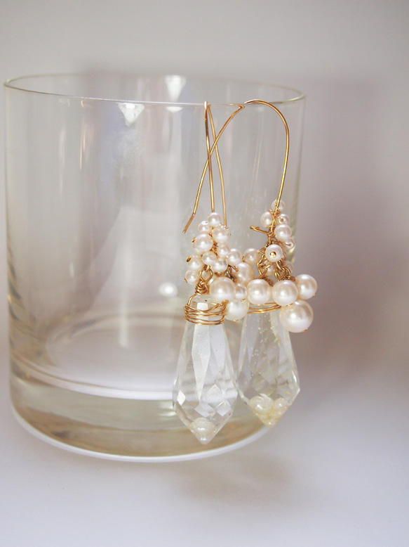 crystal　pierced earrings 3枚目の画像