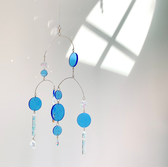 モビール/サンキャッチャー-ブルームーン-Blue moon resin hanging mobile2-スワロフスキー 1枚目の画像