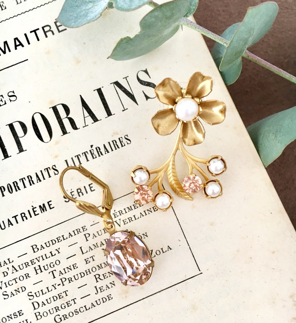 花卉與施華洛世奇耳環 - 古董，經典，服裝，珍珠 第1張的照片