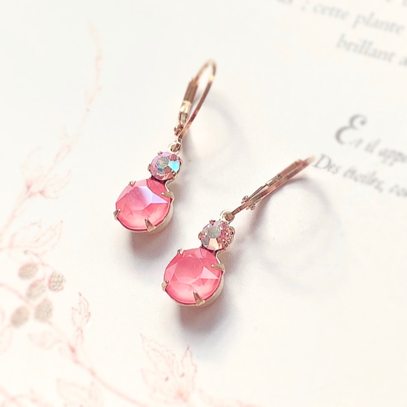 スワロフスキーグラスカボションのピアス-light corail and light rose AB - 2枚目の画像