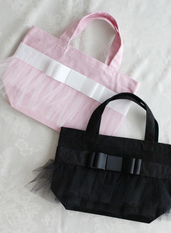 《送料込》フリリーバッグ　【ピンク×ホワイト】Frilly Bag by grace a vous 2枚目の画像