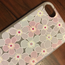 Flower iPhone case 3枚目の画像