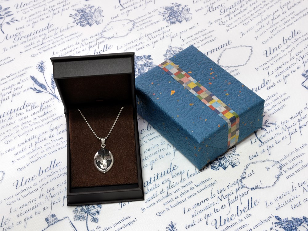 仲良しハチさんのシルバーペンダント［受注製作］