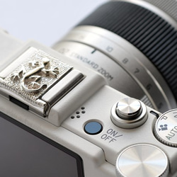 PENTAX用シルバー製カメラホットシューカバー（トカゲ） その他