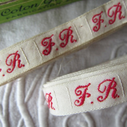 フランスアンティーク刺繍イニシャルFRテープ箱付 リボン・テープ