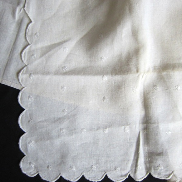 フランスアンティーク麻シーツ枕カバー刺繍クッション2点ベビー ヴィンテージ 3枚目の画像