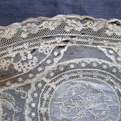 フランスアンティーク/ドイリー3点ノルマンデイレース手刺繍