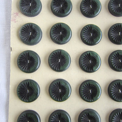 フランスヴィンテージ樹脂ボタン6個21ミリ黒×グリーン 2枚目の画像