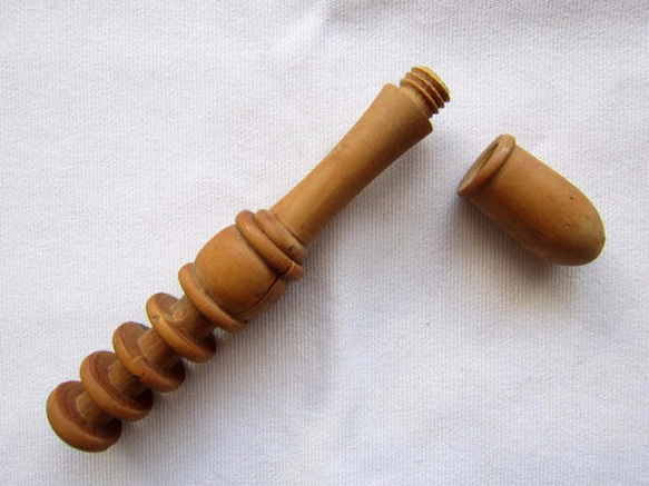アンティーク糸巻きボビン　目打ちケース木製 2枚目の画像
