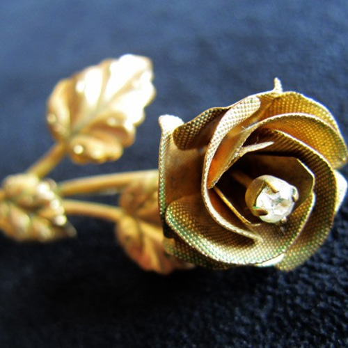 アールデコ　薔薇のブローチ　１９４０年代 アールデコ薔薇のブローチ1940年代