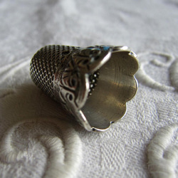 フランスアンティーク銀製シンブル指貫リーフ柄 4枚目の画像