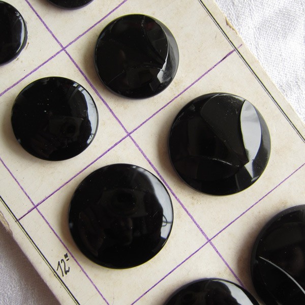 フランスヴィンテージ黒ガラス釦10個サンプル2種