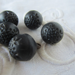 フランスアンティーク黒の球体ボタン12ミリ8個 花模様 2枚目の画像