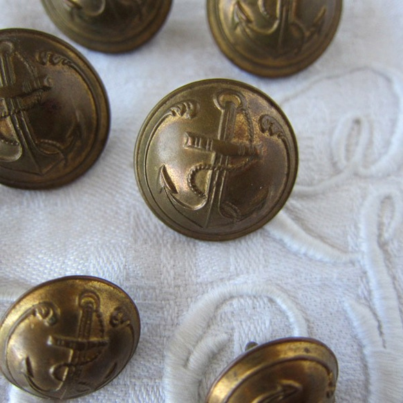 フランスアンティーク真鍮メタルボタン20,15ミリ8個イカリ 2枚目の画像