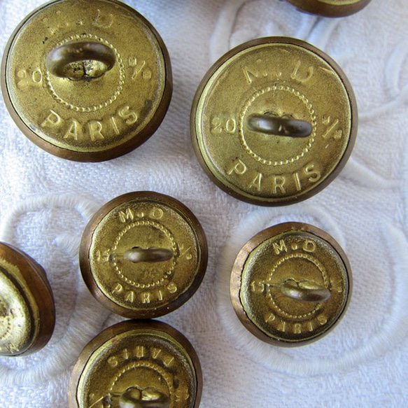 フランスアンティーク真鍮メタルボタン20,15ミリ8個イカリ 6枚目の画像