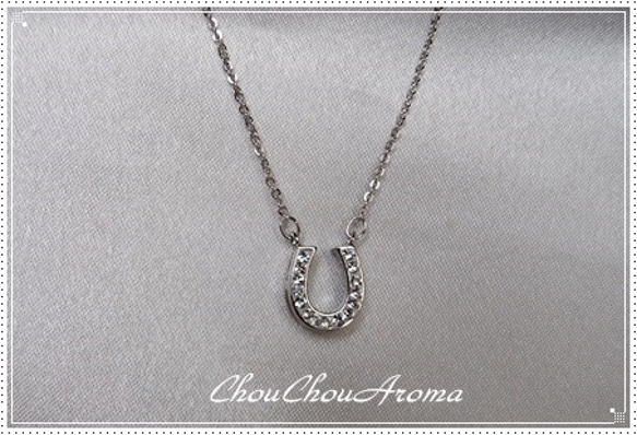 スワロフスキーホースシューネックレス（シルバー） ネックレス