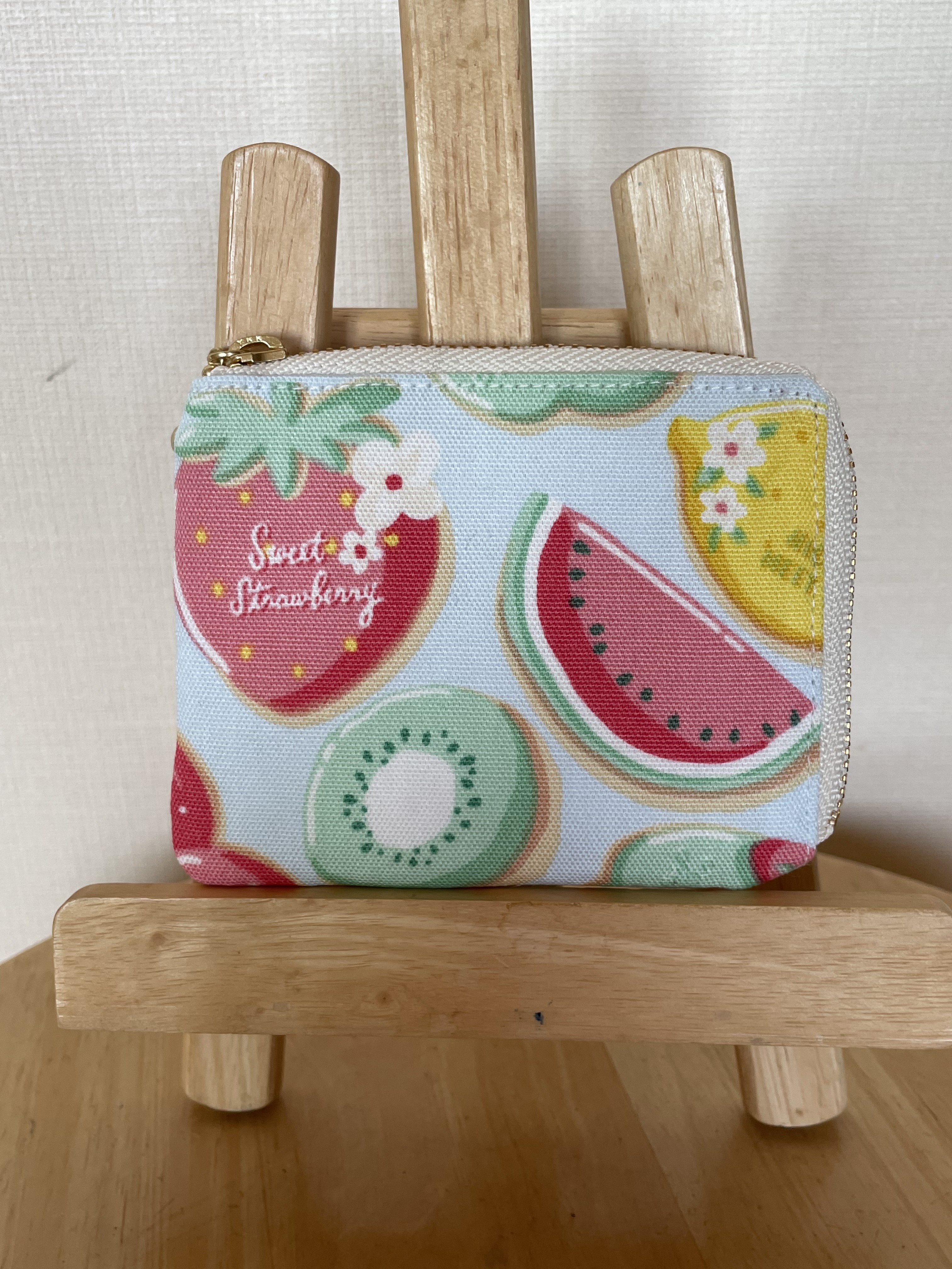 手作り】フルーツ柄 コインケース 手のひらサイズハンドメイド