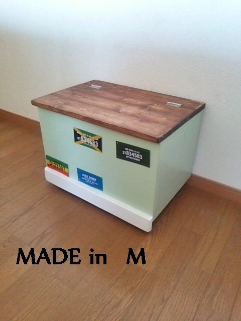 キャスター付き//ミントグリーン /// シングル収納ベンチ///