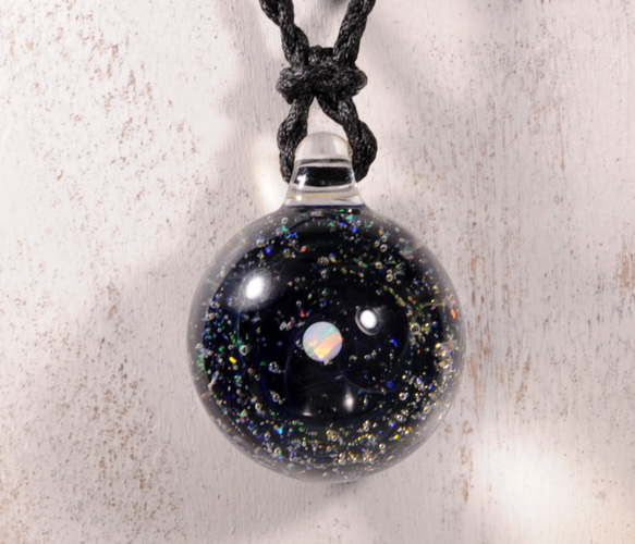 小宇宙 microcosmos 星のささやき スターダスト #105 球体 ピンクオパール ガラスペンダント 5枚目の画像
