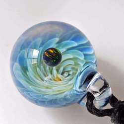 微觀世界的縮影翼＃27球黑歐泊的玻璃挂件 第6張的照片