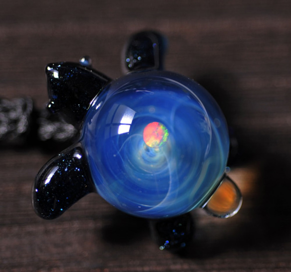 海龜（Honu）縮影滎陽＃01彩虹水晶蛋白石橙色乳白玻璃挂件 第1張的照片