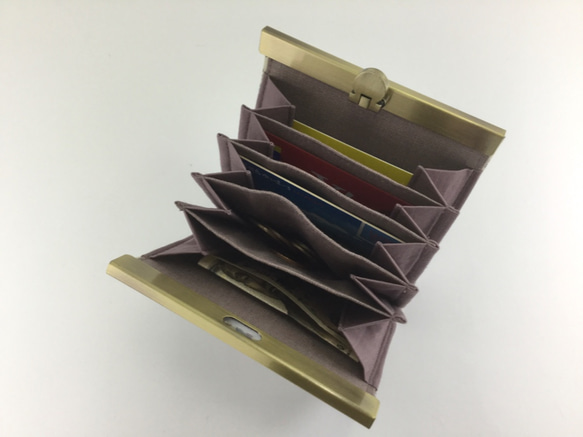 大きく開く　手のひらジャバラ財布　フェリシテ　リバティプリント　ビニコ 3枚目の画像