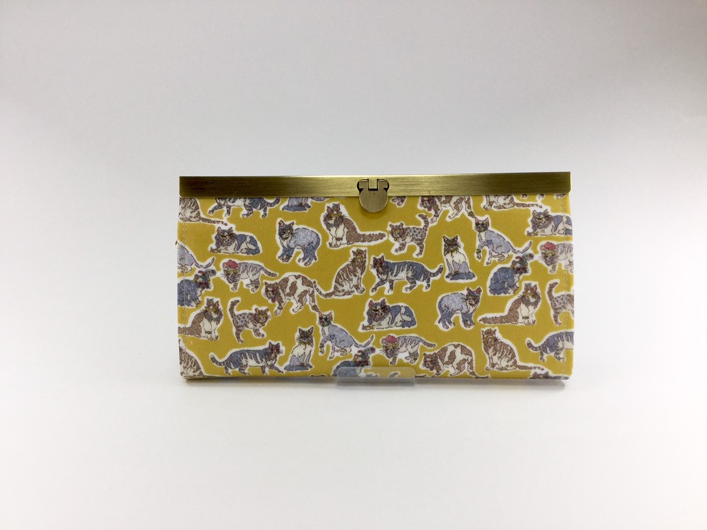 可愛らしい猫 長財布 リバティ ビニコ ウィロビーミューズ 口金