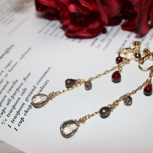 ガーネット＆スモーキークォーツ＆シャンパンクォーツのイヤリング