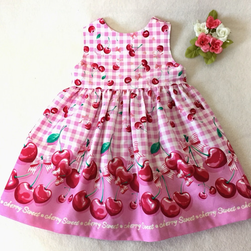 楽一番♡田園詩♡ さくらんぼ刺繍ワンピース&エプロンセット さくらんぼチェックワンピース(80cm 紺): ベビー - ナルミヤ