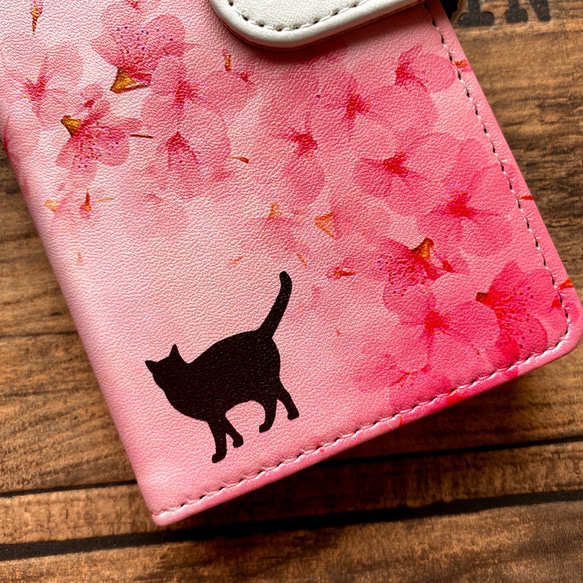 猫と和桜の手帳型スマホケース 全機種対応 スマホケース iphone14 iphone15 猫 桜 2枚目の画像