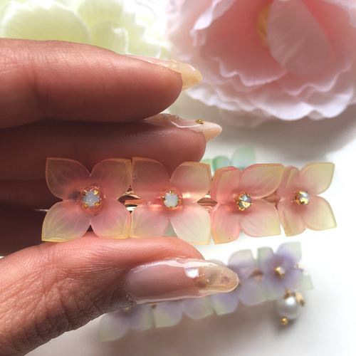 Creema限定」きらめくパステルカラーの紫陽花パールバレッタ（プラバン 