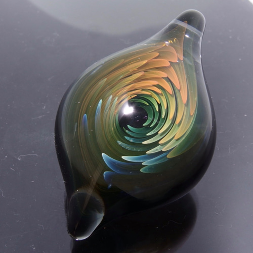 スパイラルアーツ、ガラスペンダントトップ、ドロップ