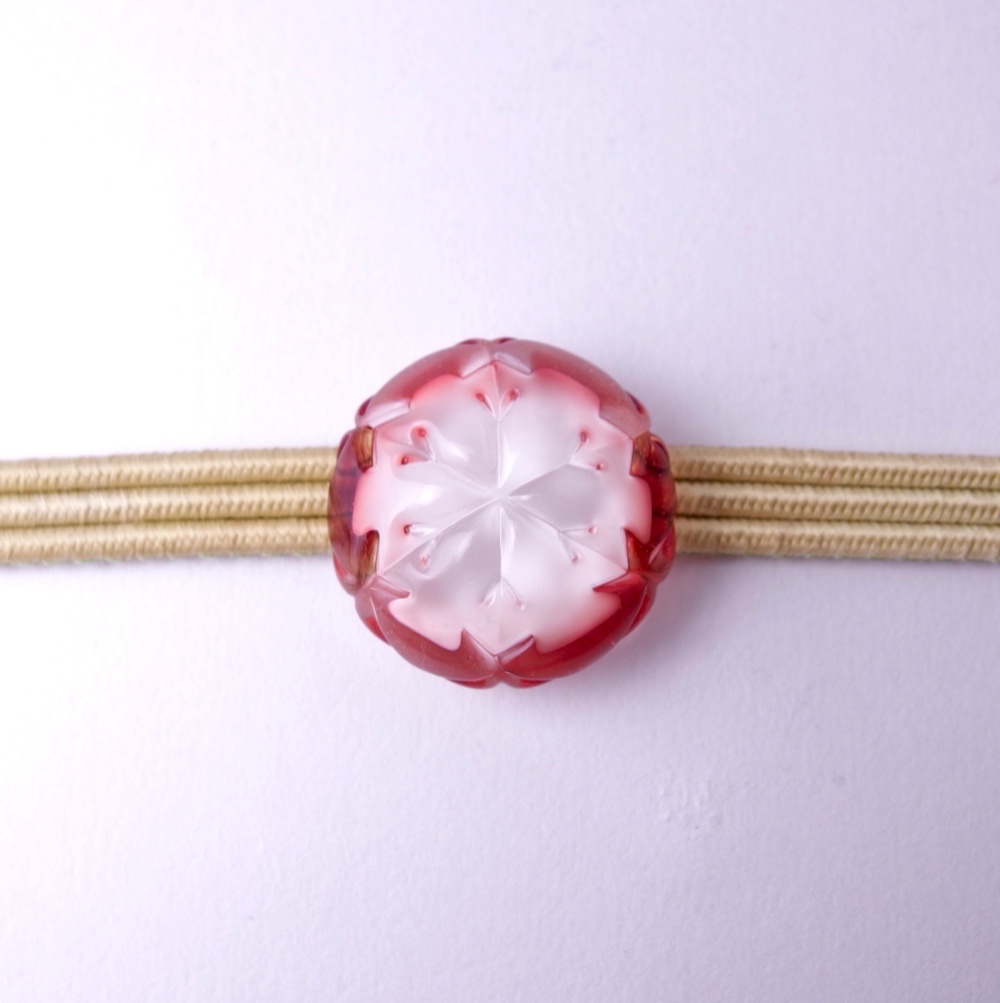 《雪華紋》耐熱ガラスの帯留め　◇和柄◇三分紐◇四分紐◇幾何学◇結晶