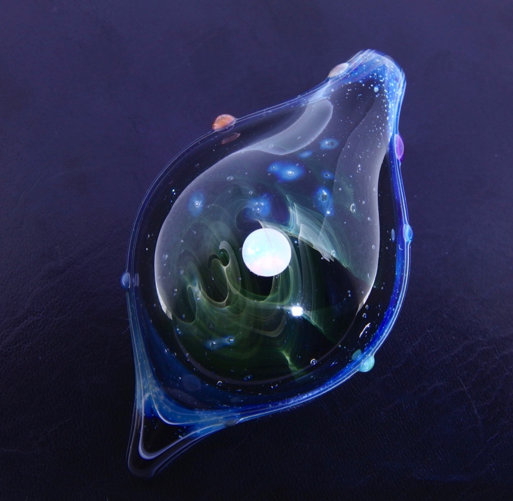 【天体観測】オパールと耐熱ガラスの銀河ペンダント☆.:*