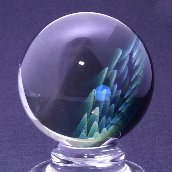 ３７mm 耐熱ガラスマーブル  オブジェ　展示台付き　 4枚目の画像