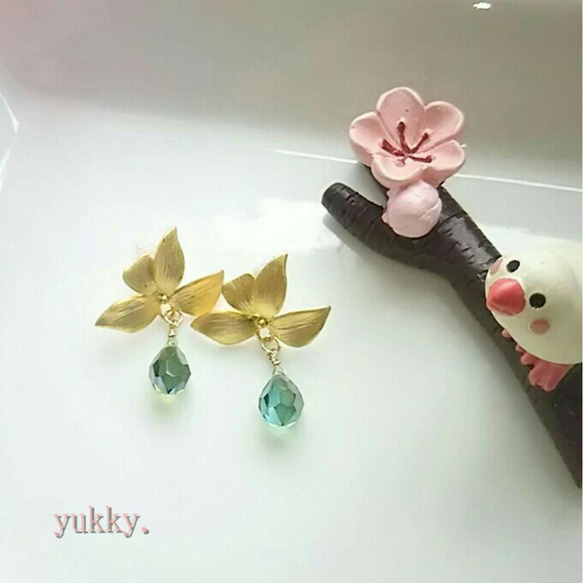 カトレアFlower＊(アクアマリンセピア)ポストピアス{yukky.} 2枚目の画像