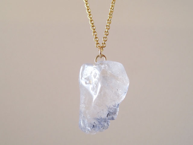 デュモルチェライトインクオーツの原石ネックレス／Brasil 14kgf