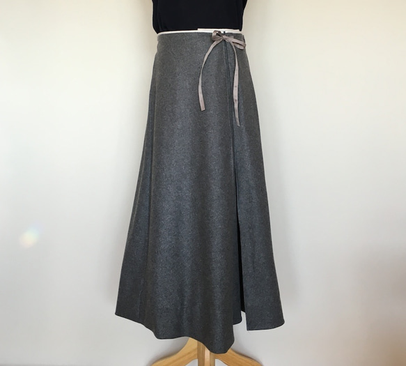 フランス製ウール　フレアースカート 5枚目の画像