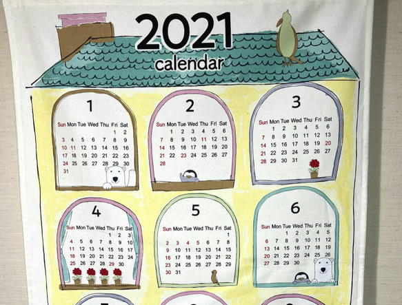布製カレンダー☆2021年☆しろくまとペンギン/緑の屋根☆コットン100％☆タペストリー 2枚目の画像