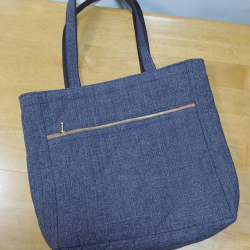 Creema限定[送料無料]☆A4サイズが入るトートバッグ☆パッチワーク