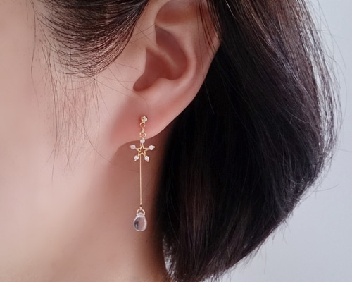 オープンスターのピアス／イヤリング ピアス（スタッド・一粒