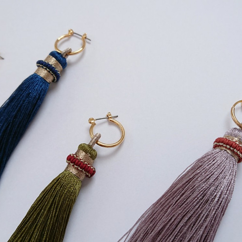 タッセルピアス／イヤリング 片耳用 5色展開 ピアス（フープ