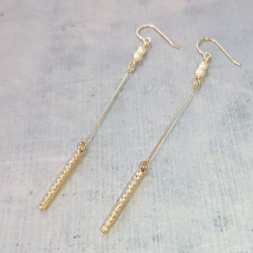 14kgf CZスティックと淡水パールのピアス／イヤリング ピアス
