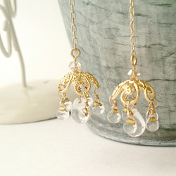 全新銀色現已上市！已售出 500 多件商品！ 3D吊燈耳環 第2張的照片