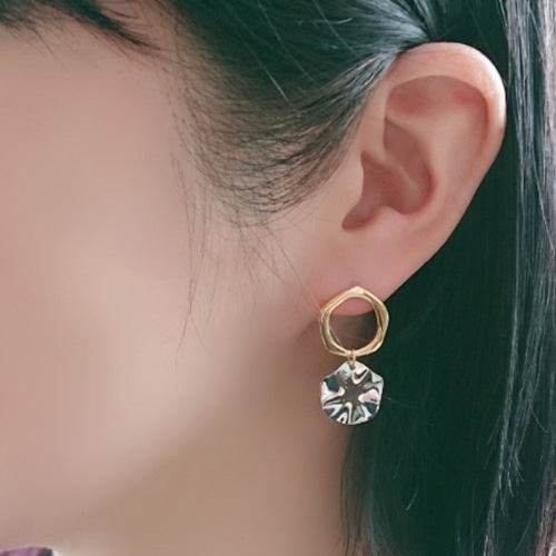 ゴールド×シルバー バイカラーピアス／イヤリング イヤリング 