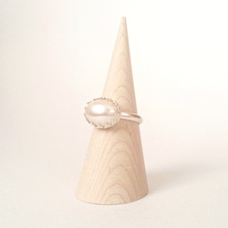 橢圓形珍珠皇冠戒指（古銀色版） 第1張的照片