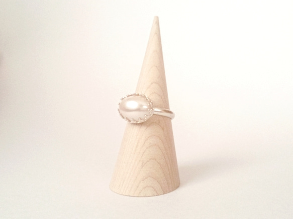 橢圓形珍珠皇冠戒指（古銀色版） 第1張的照片